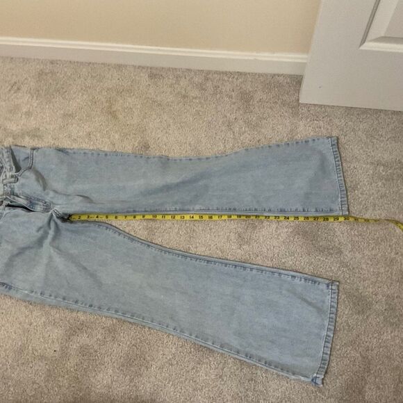 Calvin Klein flare leg vintage light wash jeans size 5 inseam 30 - Picture 5 of 7